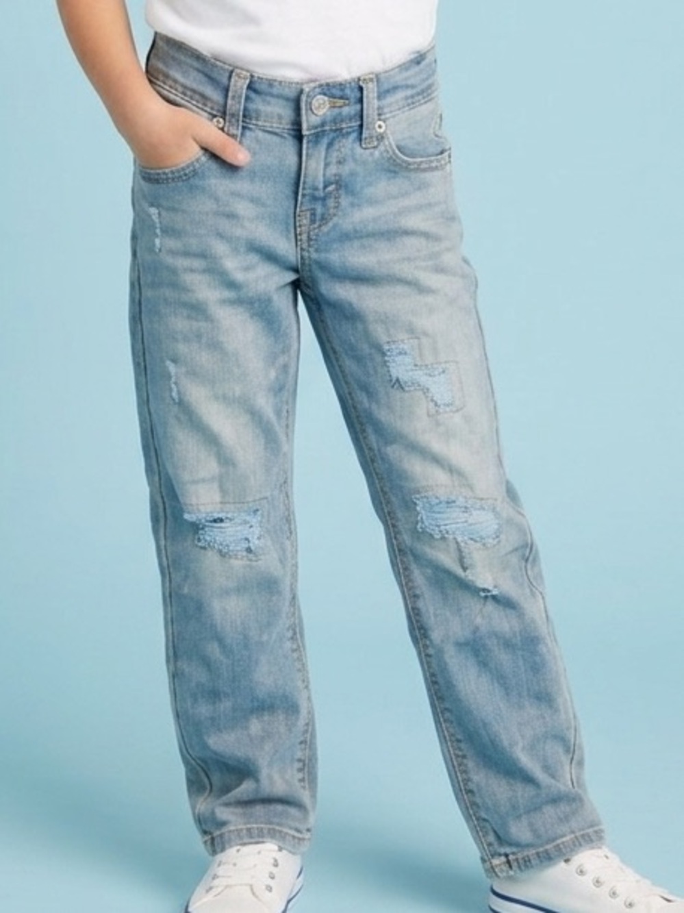 Denizen from Levi’s Boys Distressed Tapered Fit Denim Jeans Light Wash